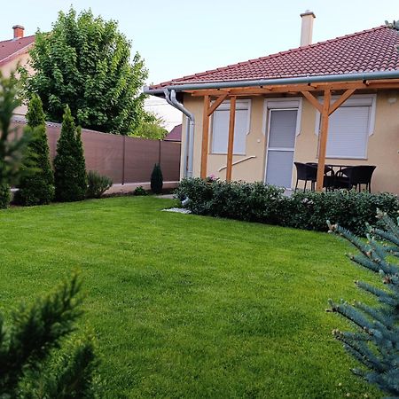 Budapest Airport Apartment Kültér fotó